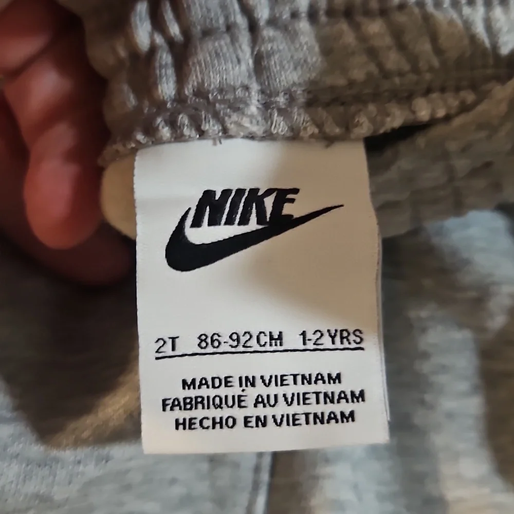 NIKE TODDLER GRAY JOGGER PANT: NEW WITH TAGS: SIZE 2T